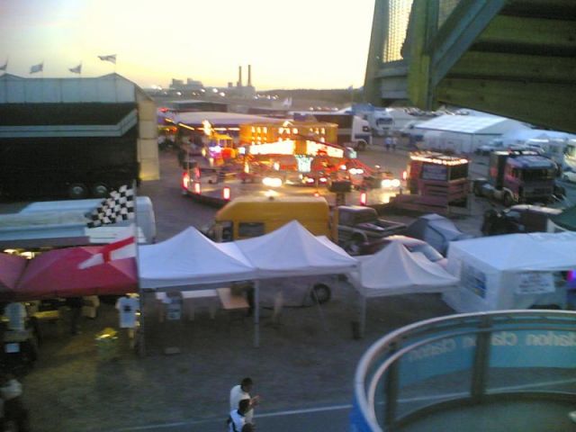 Show ground