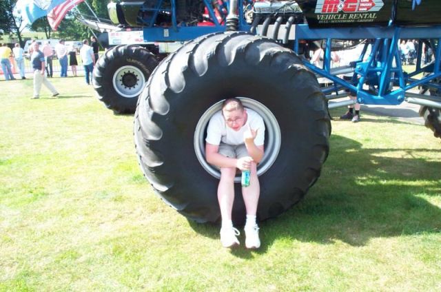 Show ground