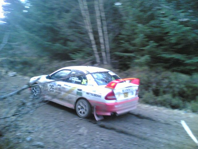 26 Mitsubishi Evo 4