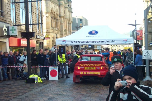 19 Ford Escort RS Cosworth
